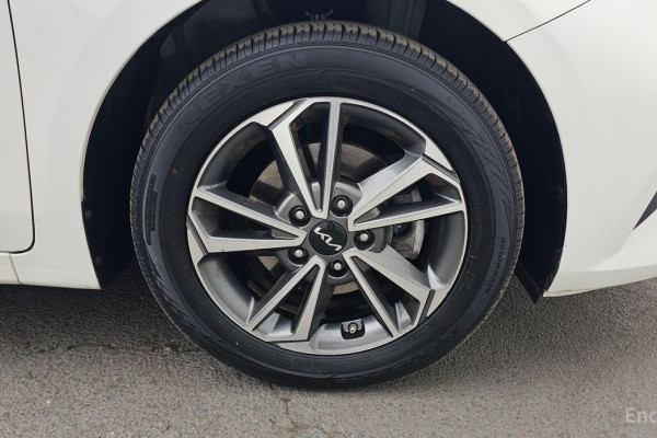 2021 Kia K3 с пробегом 145 729 км