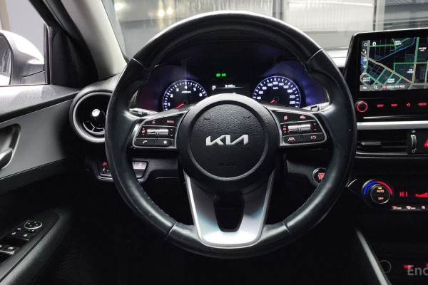2021 Kia K3 с пробегом 110 228 км