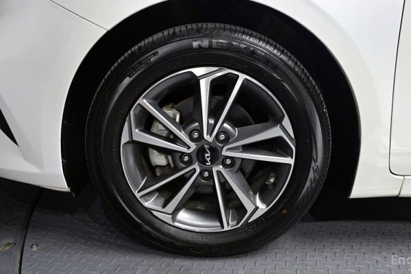 2021 Kia K3 с пробегом 104 730 км