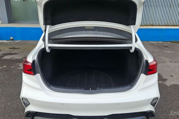 2021 Kia K3 с пробегом 110 249 км