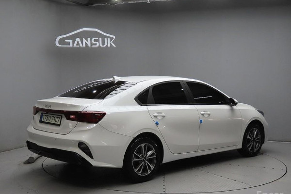 2022 Kia K3 с пробегом 101 627 км