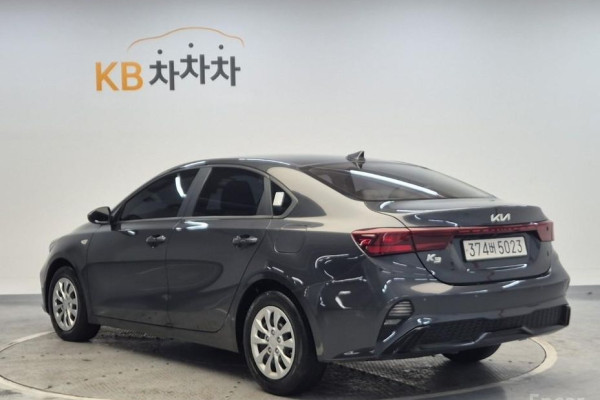 2022 Kia K3 с пробегом 55 939 км