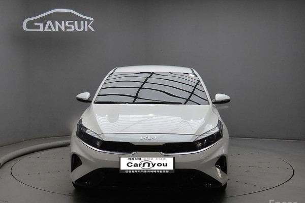 2022 Kia K3 с пробегом 101 627 км