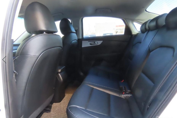 2021 Kia K3 с пробегом 50 551 км