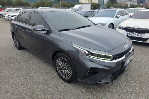 2021 Kia K3 с пробегом 135 493 км