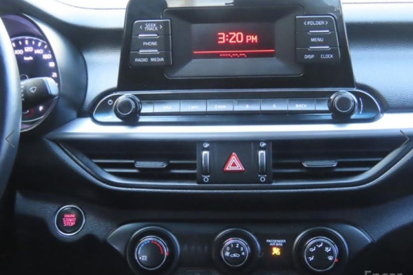 2021 Kia K3 с пробегом 50 551 км