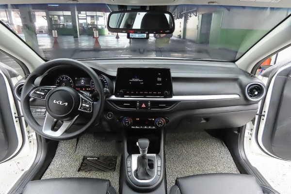 2022 Kia K3 с пробегом 101 627 км