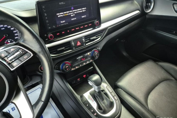 2022 Kia K3 с пробегом 55 939 км