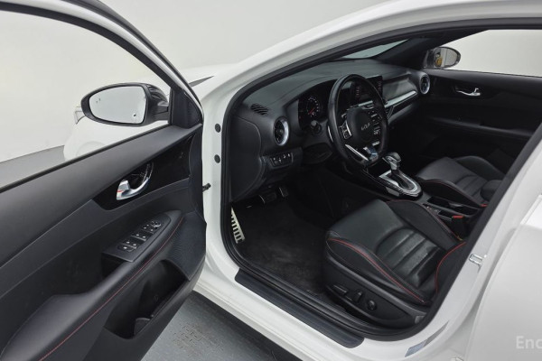 2021 Kia K3 с пробегом 41 795 км