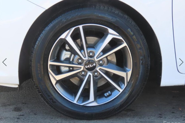 2021 Kia K3 с пробегом 50 551 км