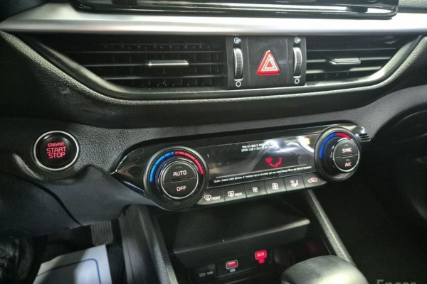 2022 Kia K3 с пробегом 55 939 км