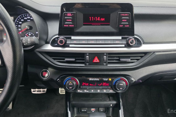 2021 Kia K3 с пробегом 41 795 км