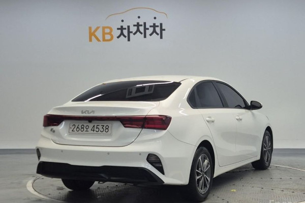 2021 Kia K3 с пробегом 95 085 км