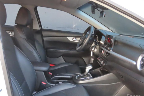 2022 Kia K3 с пробегом 74 087 км