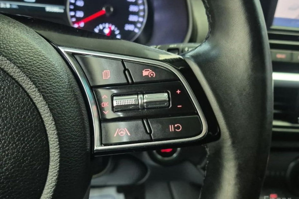 2021 Kia K3 с пробегом 95 085 км