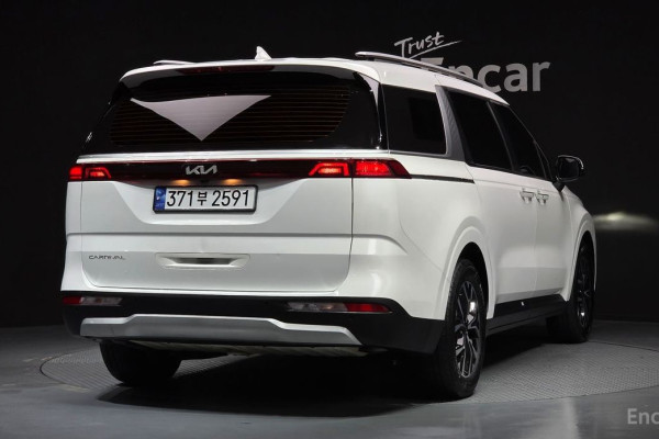 2022 Kia Carnival с пробегом 50 432 км