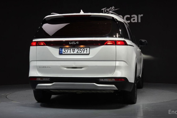 2022 Kia Carnival с пробегом 50 432 км