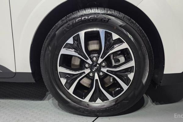 2022 Kia Carnival с пробегом 50 432 км