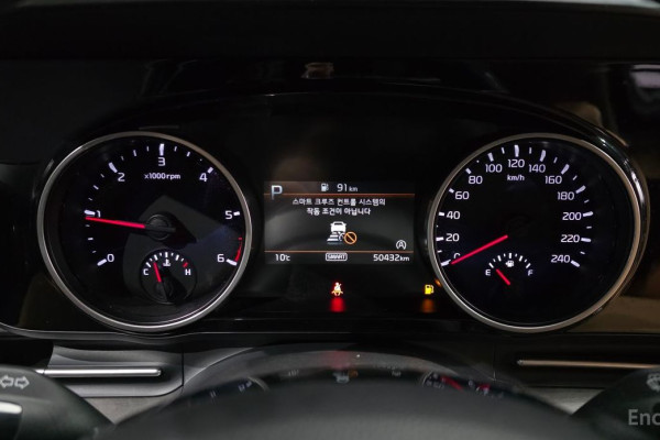 2022 Kia Carnival с пробегом 50 432 км