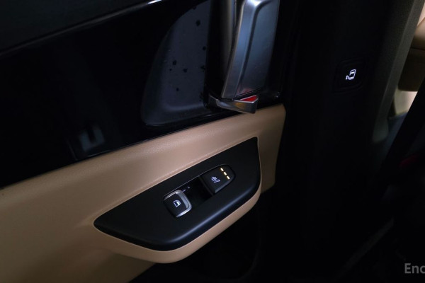 2022 Kia Carnival с пробегом 50 432 км