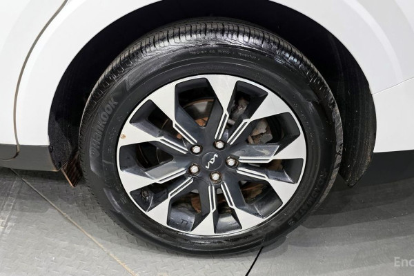 2022 Kia Carnival с пробегом 58 575 км