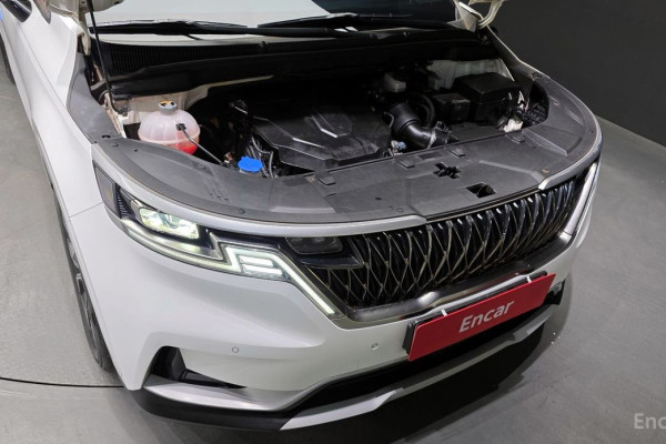 2022 Kia Carnival с пробегом 58 575 км