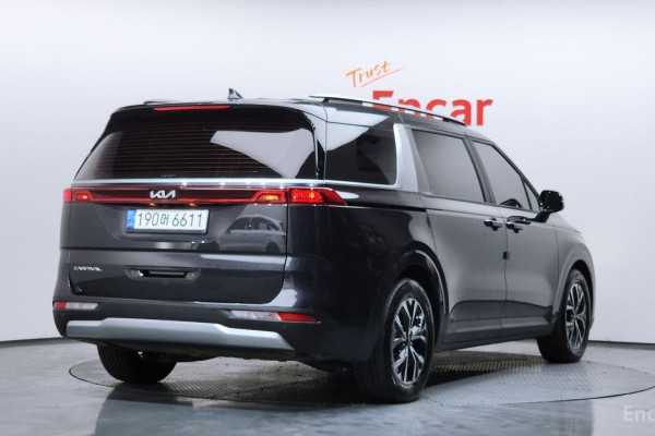 2022 Kia Carnival с пробегом 52 432 км