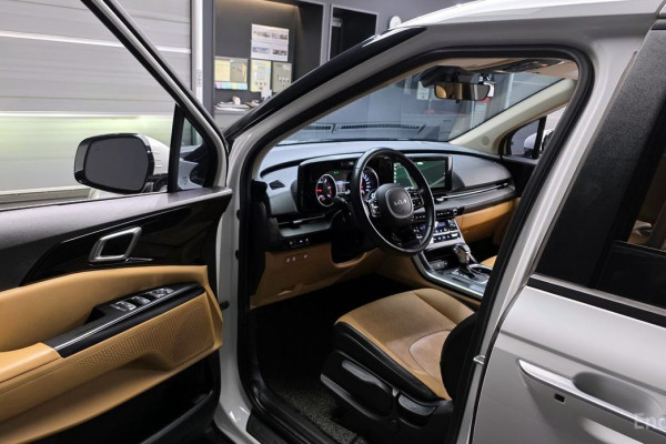 2022 Kia Carnival с пробегом 58 575 км