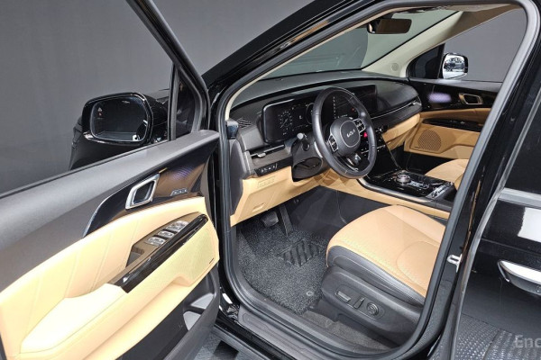 2022 Kia Carnival с пробегом 52 344 км