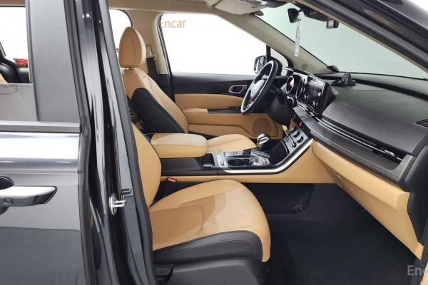 2022 Kia Carnival с пробегом 52 432 км