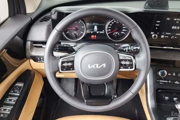 2022 Kia Carnival с пробегом 52 432 км