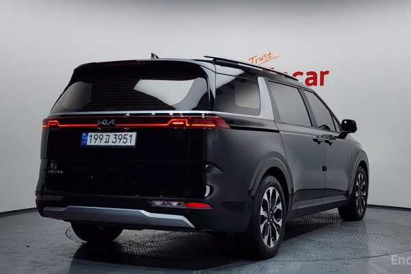 2022 Kia Carnival с пробегом 50 798 км