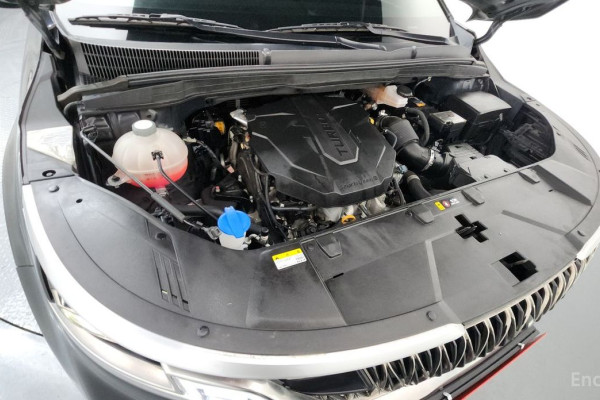 2022 Kia Carnival с пробегом 50 798 км