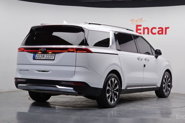 2021 Kia Carnival с пробегом 53 870 км
