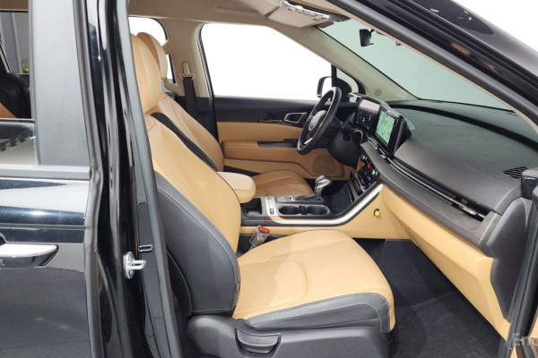 2022 Kia Carnival с пробегом 50 798 км