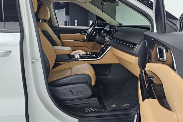 2021 Kia Carnival с пробегом 53 870 км