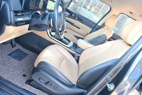 2022 Kia Carnival с пробегом 52 000 км