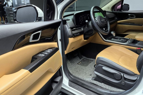 2022 Kia Carnival с пробегом 55 781 км