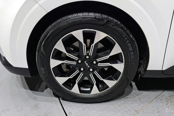 2022 Kia Carnival с пробегом 57 480 км