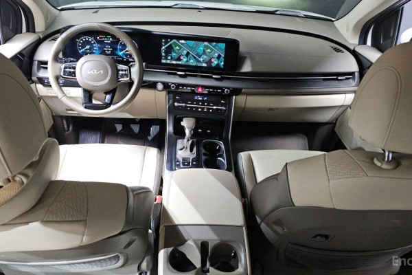 2022 Kia Carnival с пробегом 57 480 км