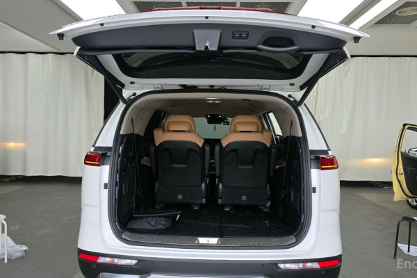 2021 Kia Carnival с пробегом 51 172 км