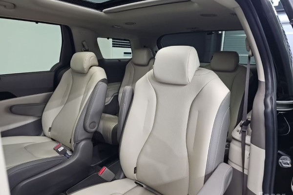 2021 Kia Carnival с пробегом 56 963 км