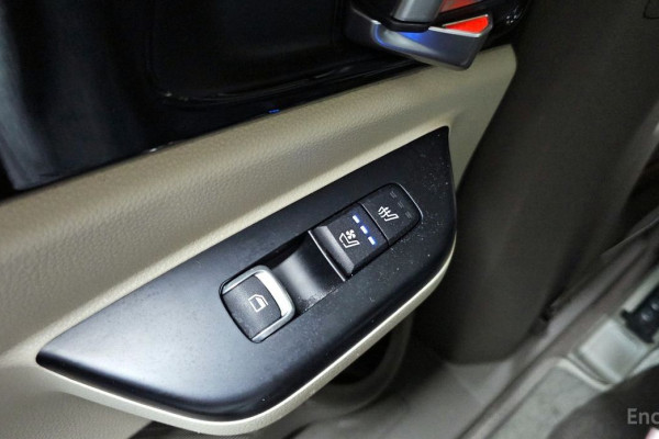 2022 Kia Carnival с пробегом 57 480 км