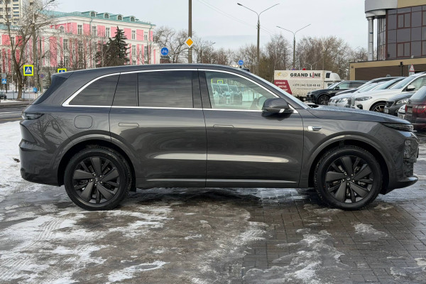 2025 LiXiang L6 без пробега