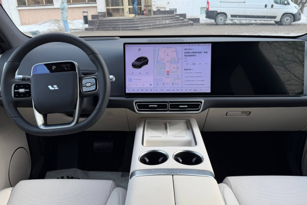 2025 LiXiang L6 без пробега