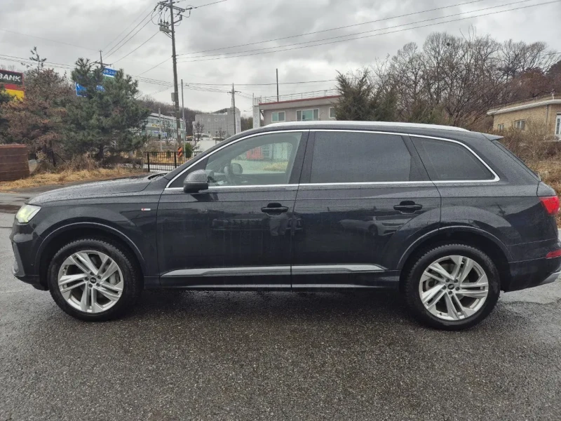 2021 Audi Q7 с пробегом 78 600 км