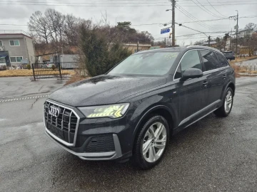 2021 Audi Q7 с пробегом 78 600 км