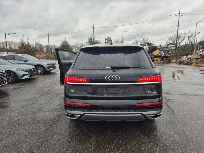 2021 Audi Q7 с пробегом 78 600 км