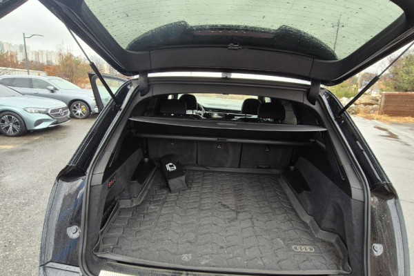 2021 Audi Q7 с пробегом 78 600 км