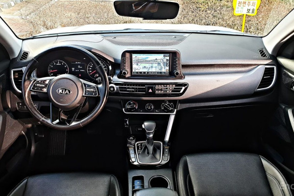 2021 Kia Seltos с пробегом 97 410 км